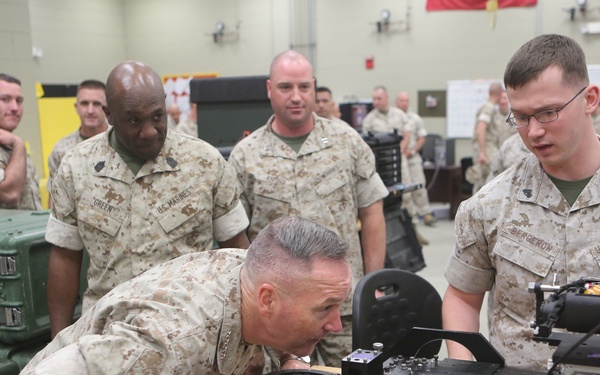 CMC visits 2nd Maintenance Battalion