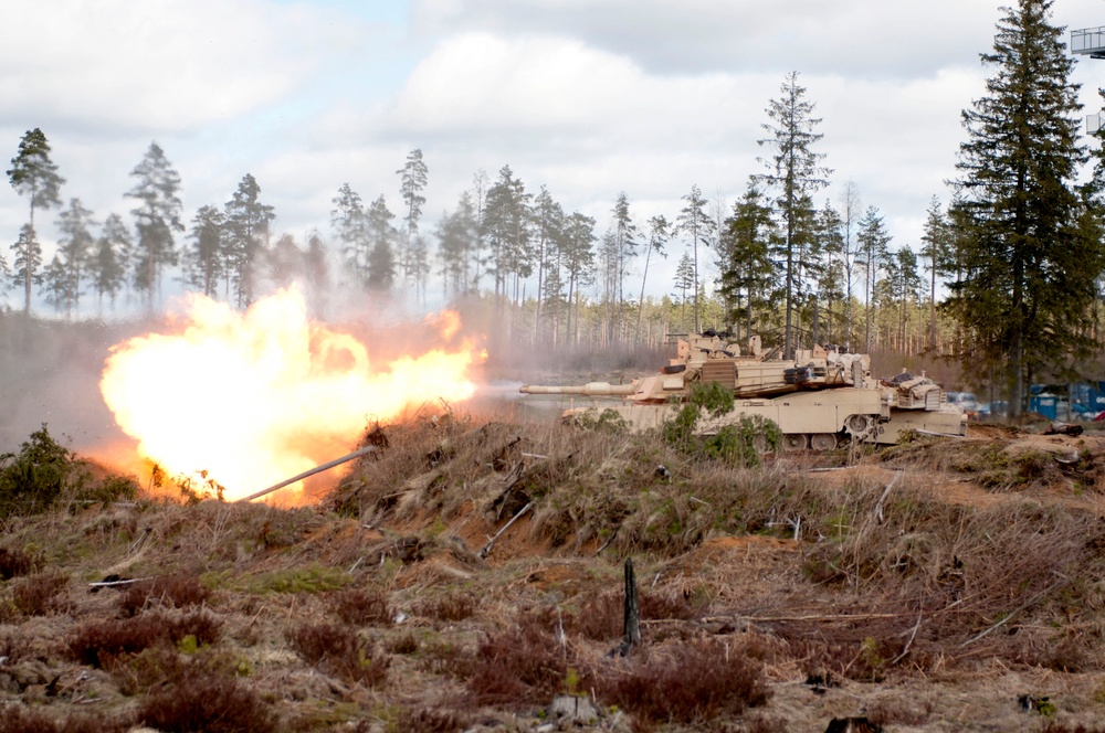First US M1 Abram tank round fired in Estonia