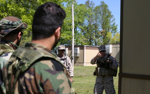 II MEF Marines complete MCSCG’s advisor training