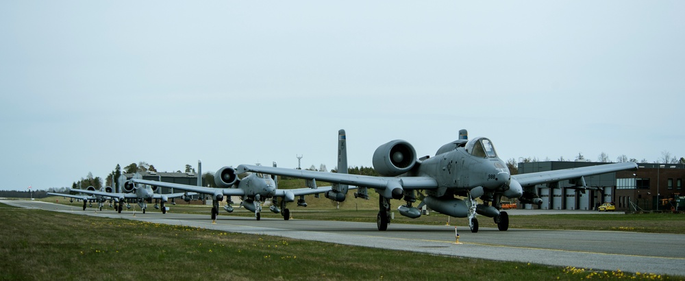 A-10s in arrive in Estonia