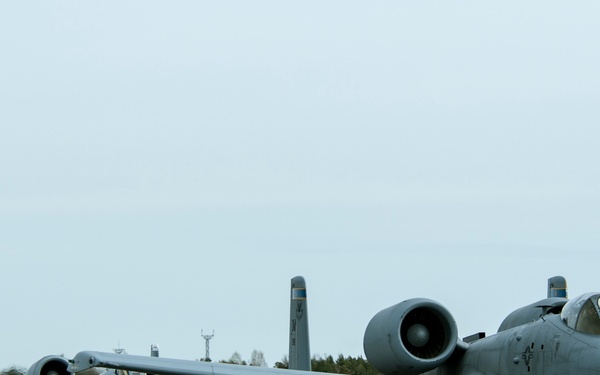 A-10s in arrive in Estonia