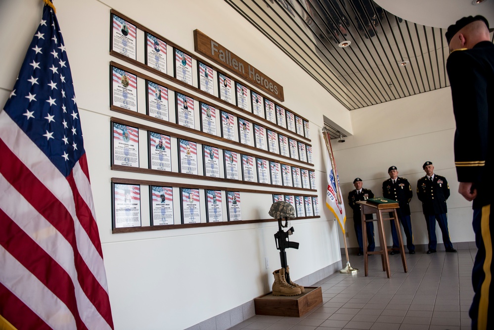 Army Reserve engineer commands honor fallen Soldiers with memorial wall