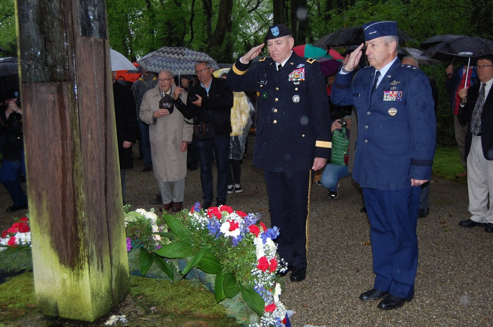 Colorado and Oklahoma National Guard commemorate 70th anniversary of Dachau liberation
