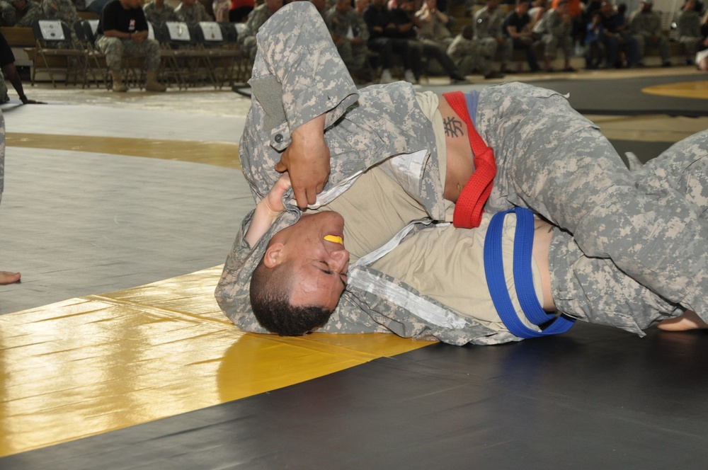 501st SBDE Soldiers place in the 8th Army Combatives Tournament