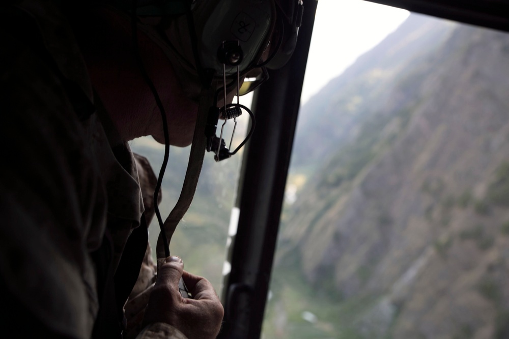 U.S. Marine aircraft survey Nepal earthquake damage, support USAID efforts