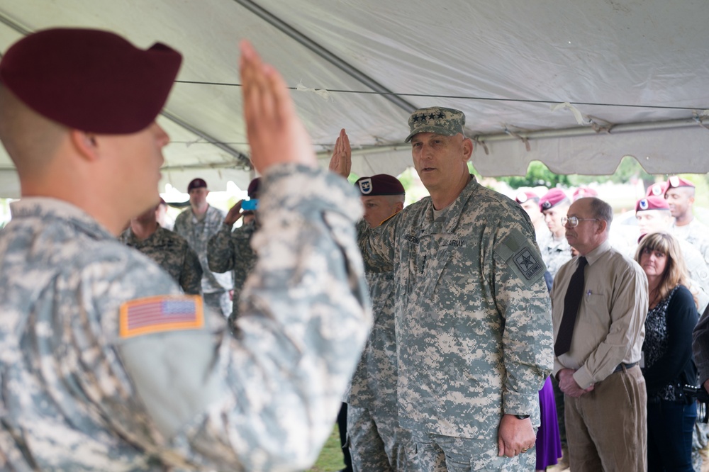 Chief of Staff visits with 82nd Airborne