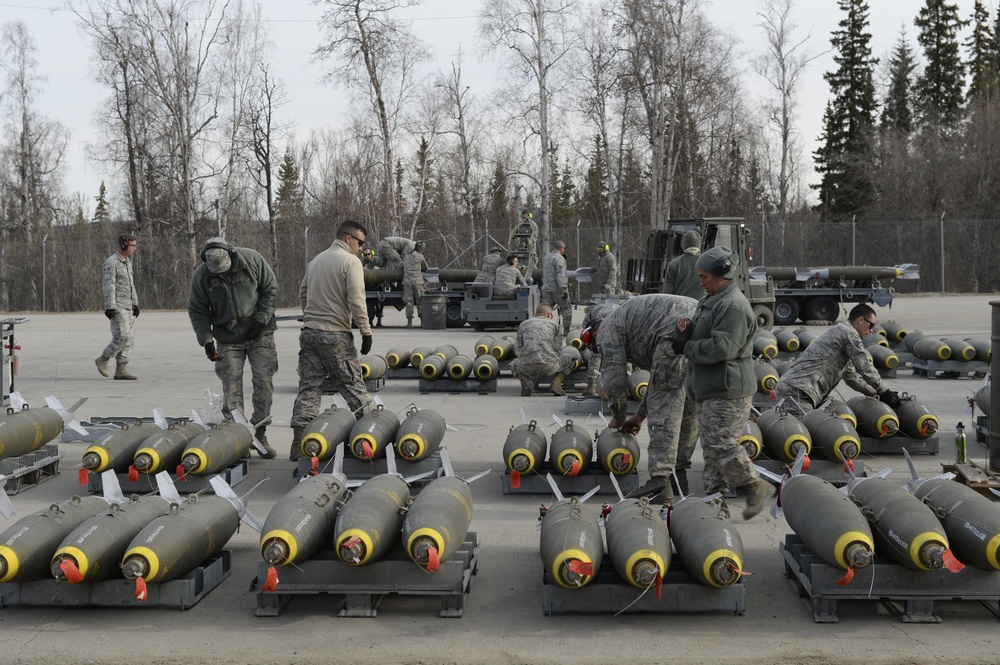 Munitions systems Airmen arm Red Flag participants
