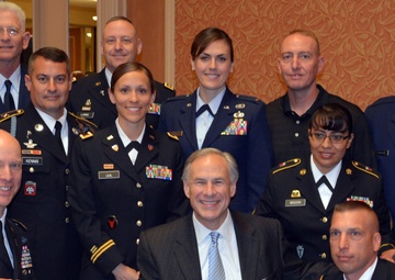 Fort Hood, Camp Mabry Soldiers attend Texas State Prayer Breakfast