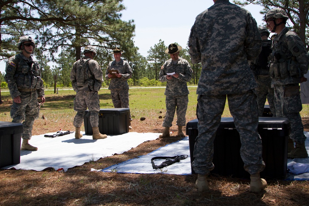 Weapons Assembly at USARC 2015 Best Warrior