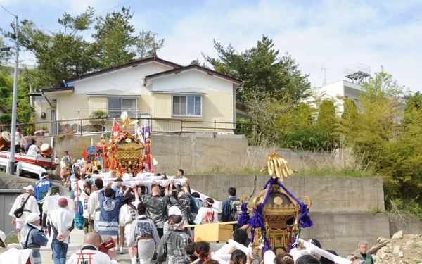 Misawa Sailors Take Part in Onagawa, Japan’s Mikoshi Festival