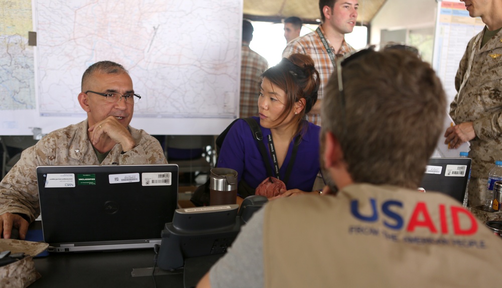 U.S., Nepal's military coordinate relief missions