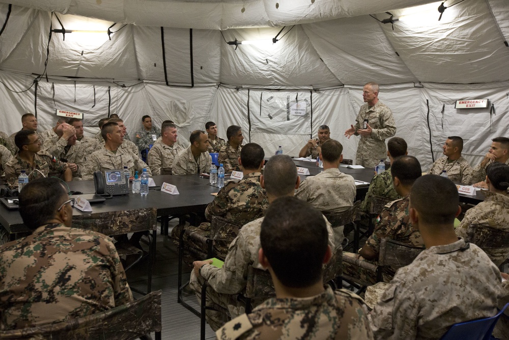 EAGER LION 2015: U.S. Marine and Jordanian Armed Forces Command Staff Meeting