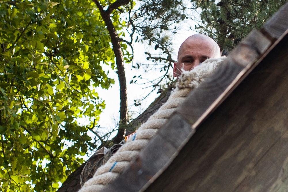 2015 US Army Reserve Best Warrior Competition: Obstacle course