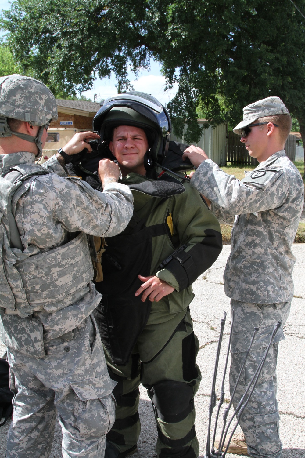 Fort Hood EOD teams bring ‘boom’ to yearly competition