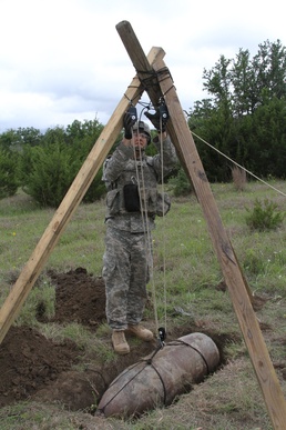 Fort Hood EOD teams bring ‘boom’ to yearly competition