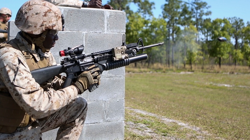 1st Bn., 8th Marines fires 40 mm rounds for qualification