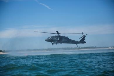 Alpha Company, 2nd Recon helocasts during amphibious package