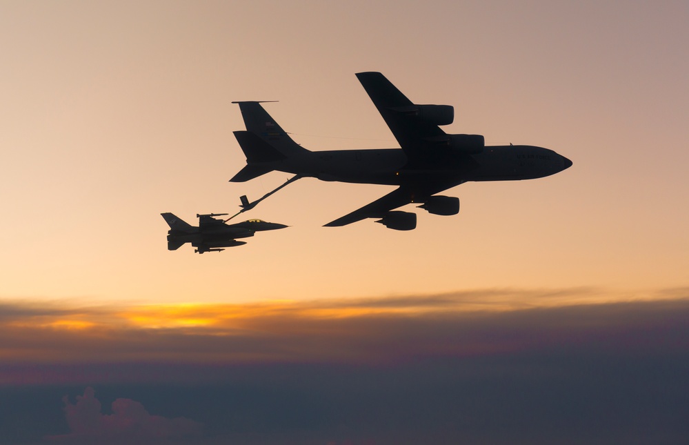 Tulsa ANG air refueling