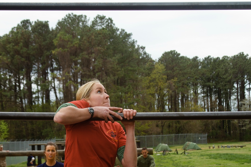Training exercise prepares college students to become Marine Corps officers