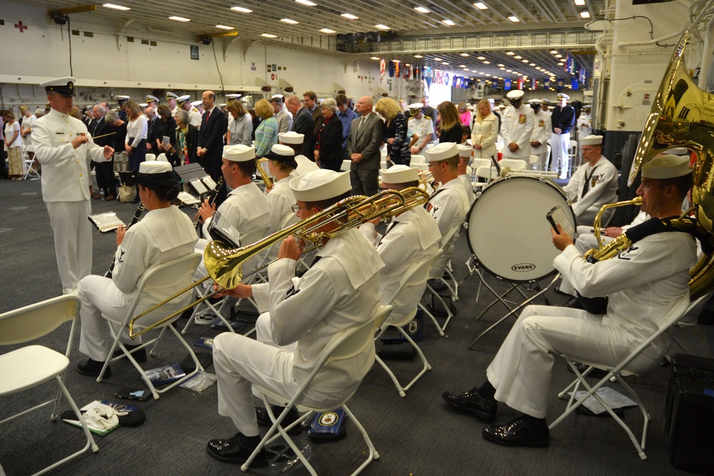 USS America change of command