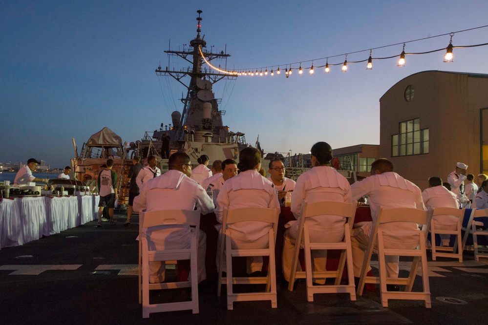 'Mr. Food Test Kitchen' films a show aboard USS Cole