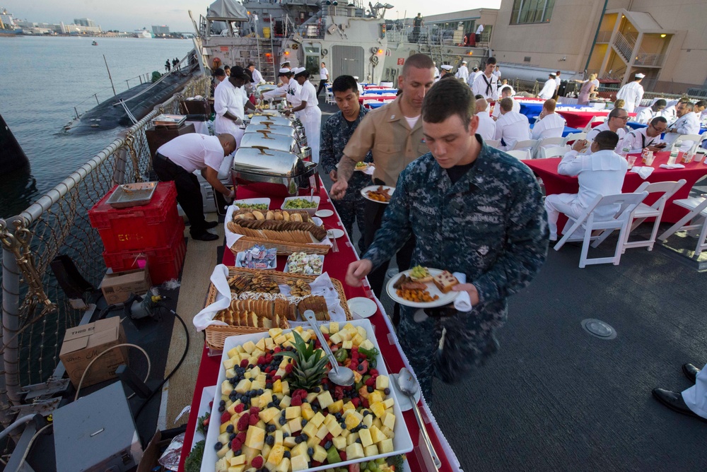 'Mr. Food Test Kitchen' films a show aboard USS Cole