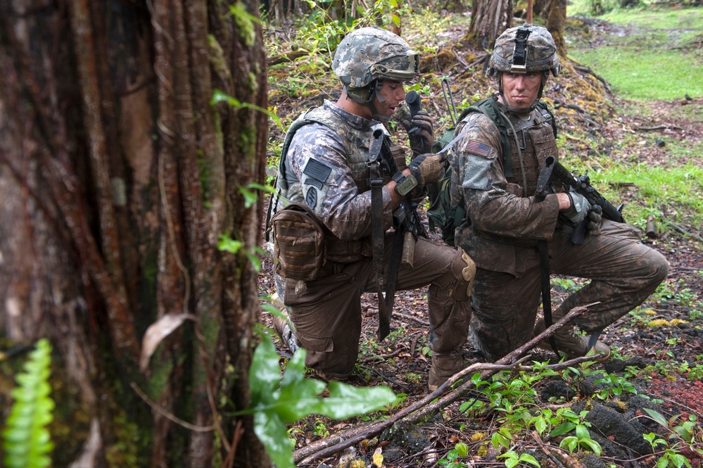 USARNG soldiers compete during Region VII Best Warrior Competition