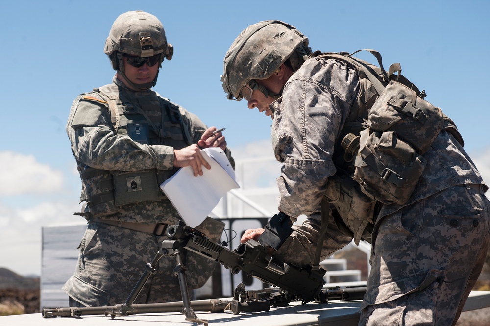 USARNG soldiers compete during Region VII Best Warrior Competition
