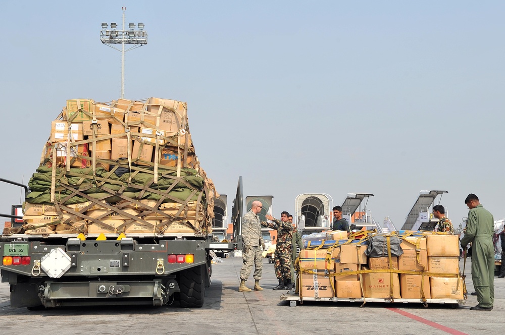 Nepalese Army, USAF work with Bangladesh, Indian Air Forces to process relief supplies