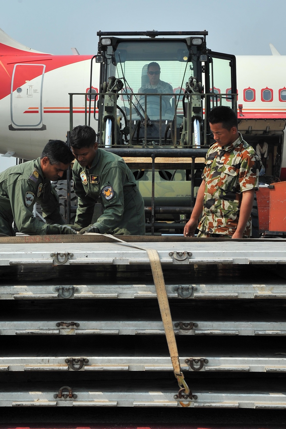 Nepalese Army, USAF work with Bangladesh, Indian Air Forces to process relief supplies