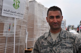 Nepalese Army, USAF work with Bangladesh, Indian Air Forces to process relief supplies