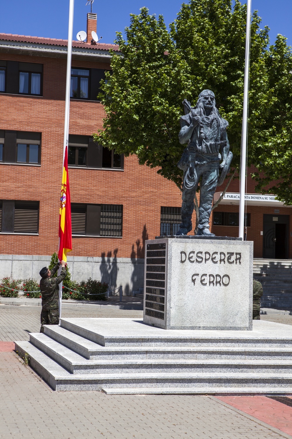 Operation Skyfall - España
