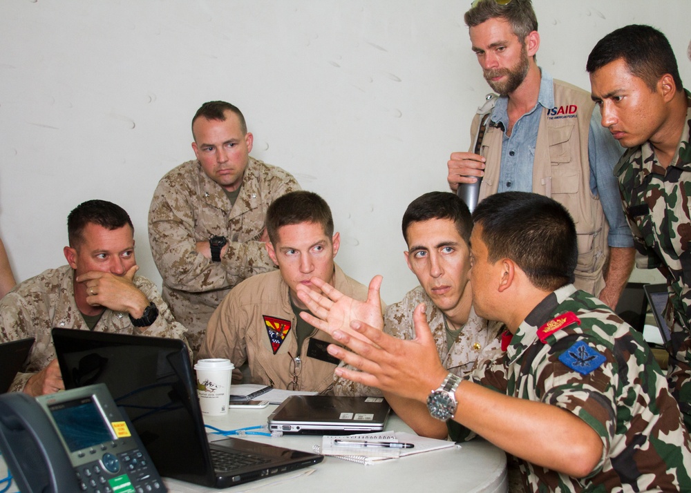 U.S., Nepal military coordinate relief missions