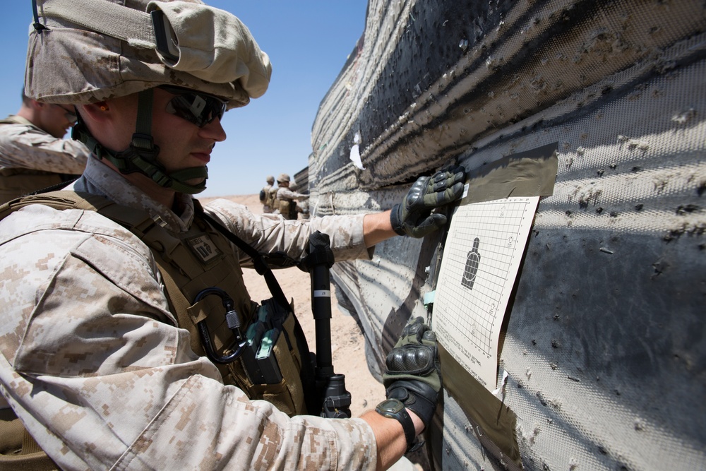 US Marines fine tune their marksmanship skills in Jordan