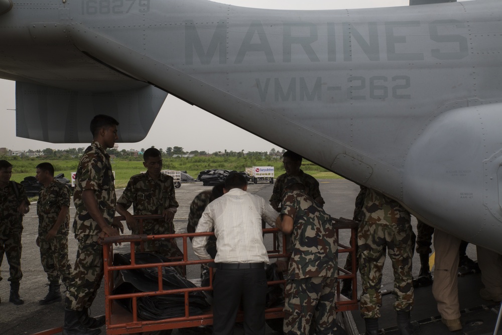 U.S. Marines drop off Supplies in Dhadingbesi, Nepal