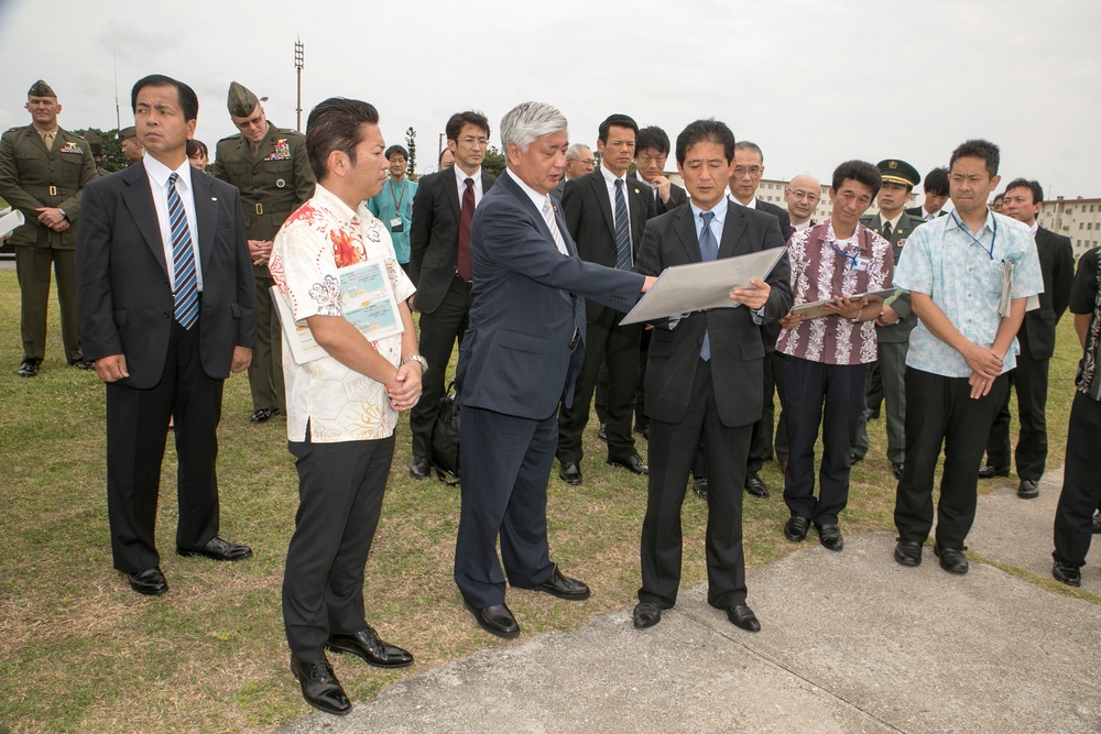 Japan Minister of Defense Nakatani makes first visit to Okinawa