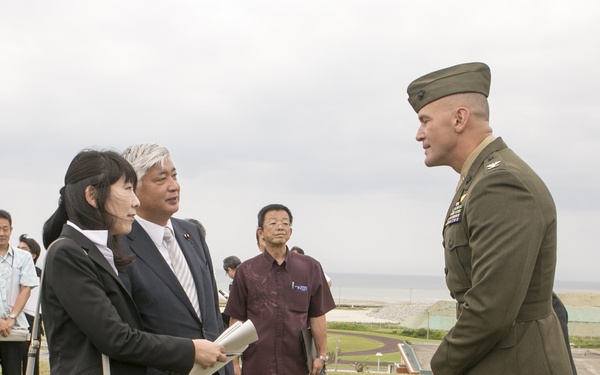 Japan Minister of Defense Nakatani makes first visit to Okinawa