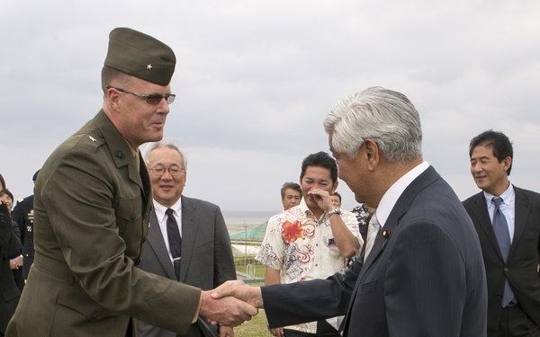 Japan Minister of Defense Nakatani makes first visit to Okinawa