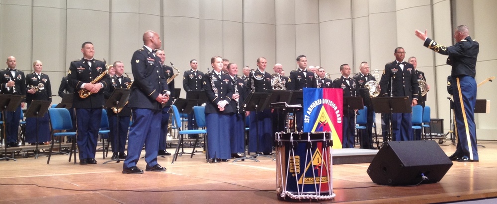 1st Armored Division Band performs at NMSU