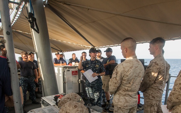 24th MEU Marines Provide SCAT Security Aboard USS Sentry (MCM-3)