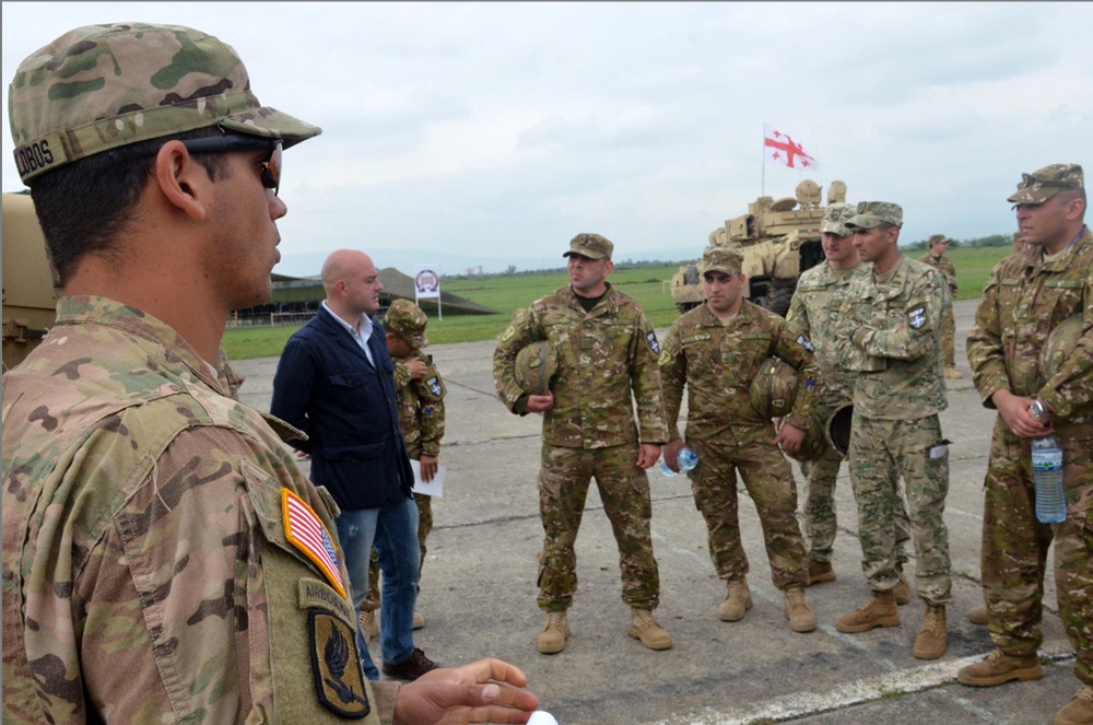 Noble Partner Bradley Fighting Vehicle combined training