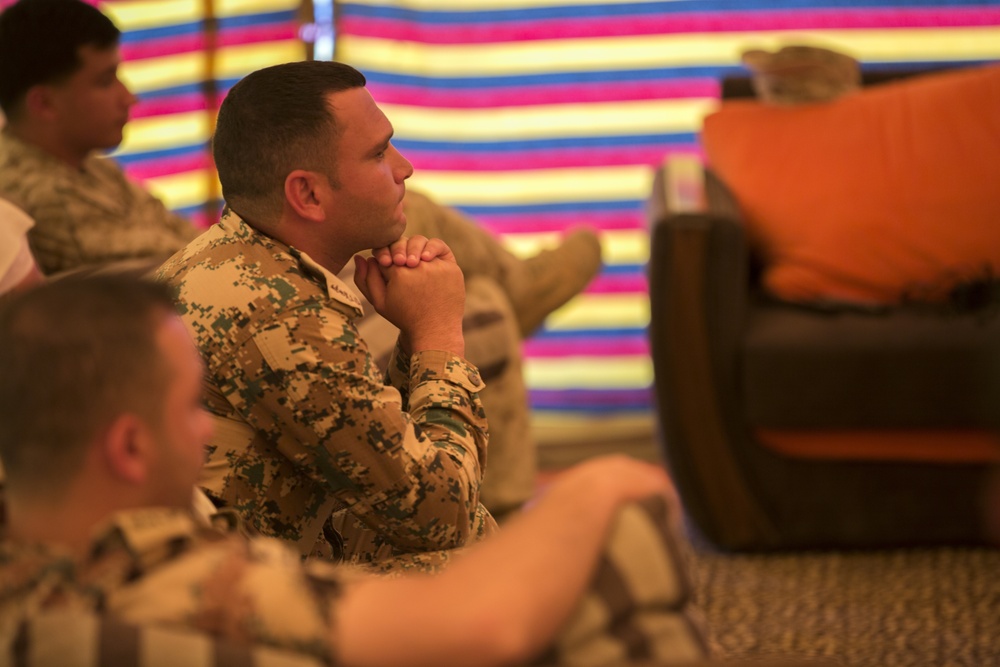 US Marines teach rank structure, roles to Jordanian forces