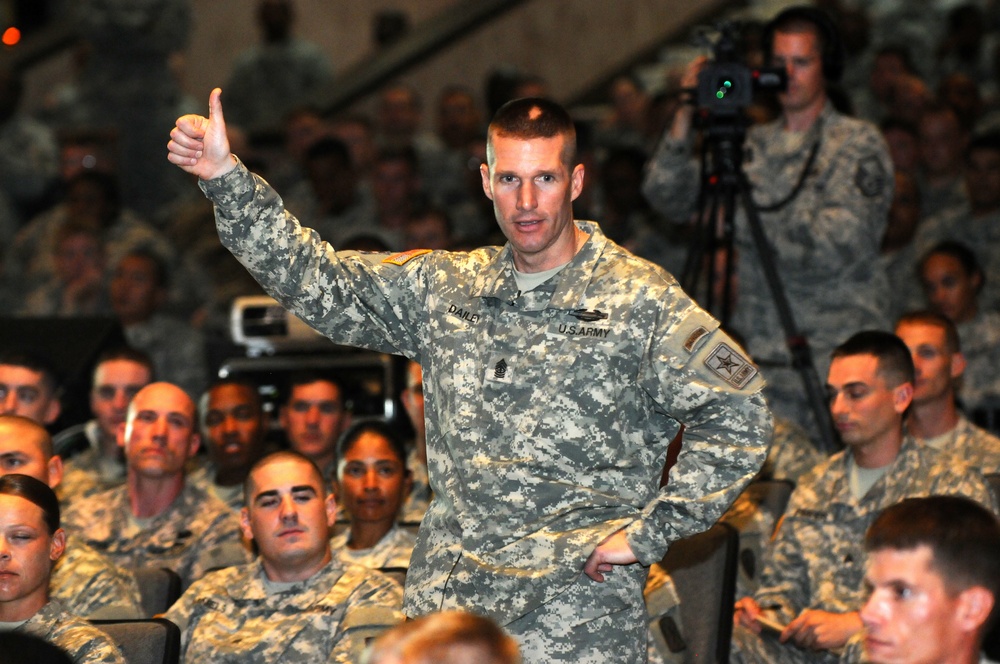 15th SMA tells USARPAC audience 'Every Soldier is a billboard'