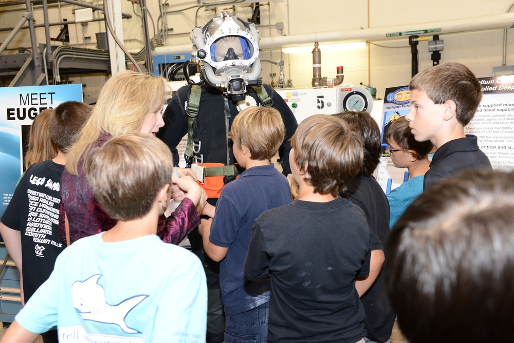NSWC PCD, Eugene support STEM Outreach