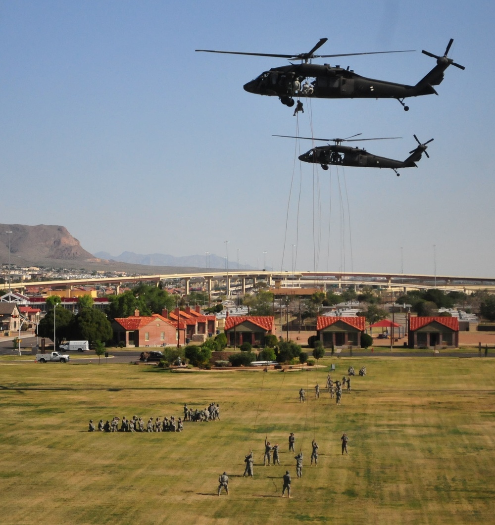Assault helicopter unit lends expertise to Bliss air assault school