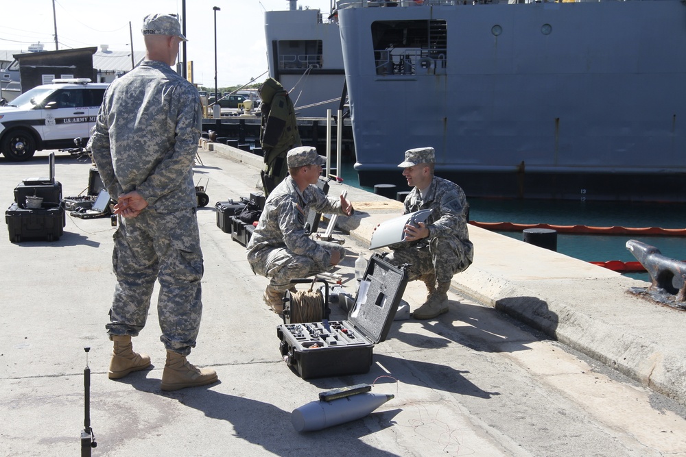 Pacific-based Army mariners, divers, EOD, MPs share unique capabilities with SMA