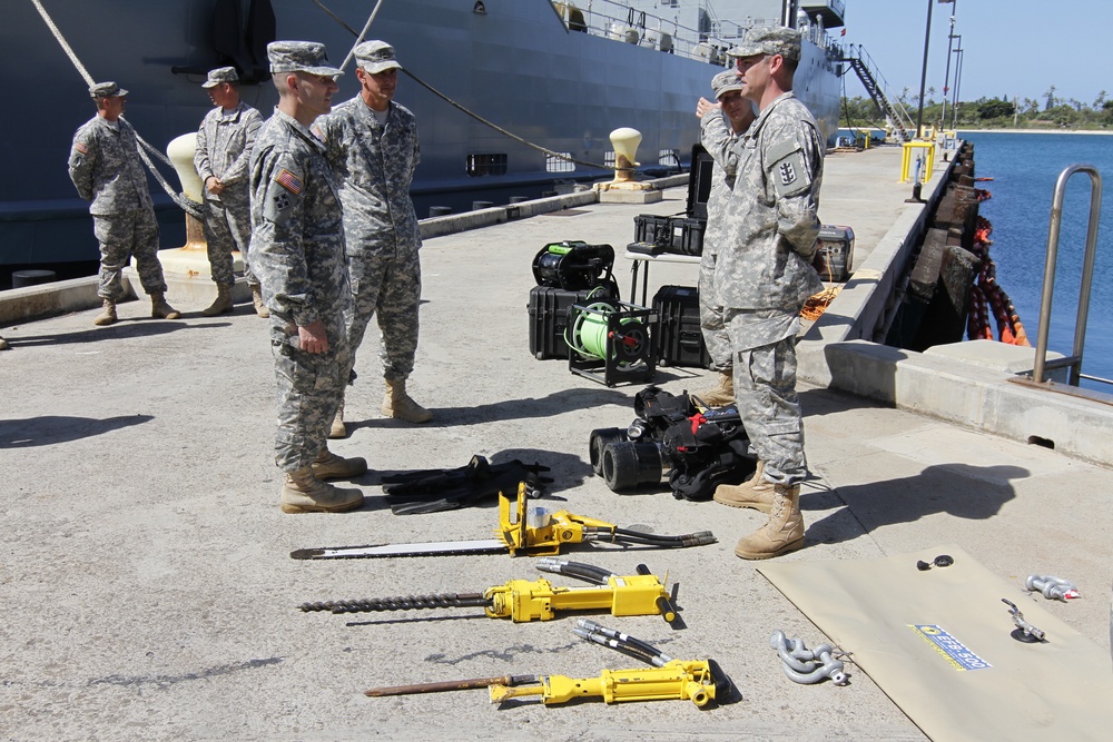 Pacific-based Army mariners, divers, EOD, MPs share unique capabilities with SMA