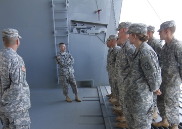 Pacific-based Army mariners, divers, EOD, MPs share unique capabilities with SMA