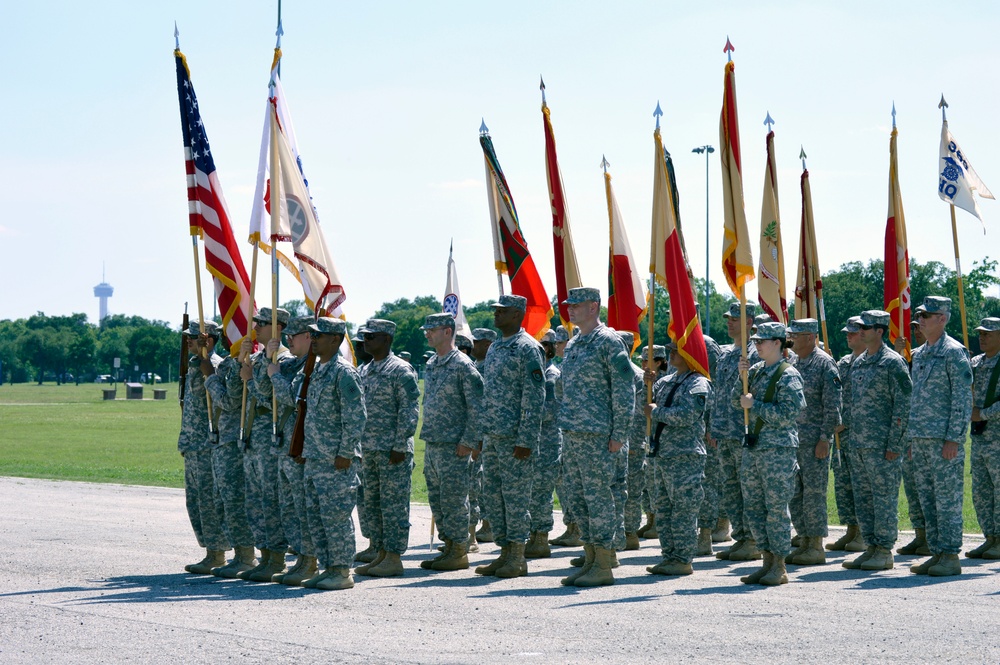 4th Expeditionary Sustainment Command change of command