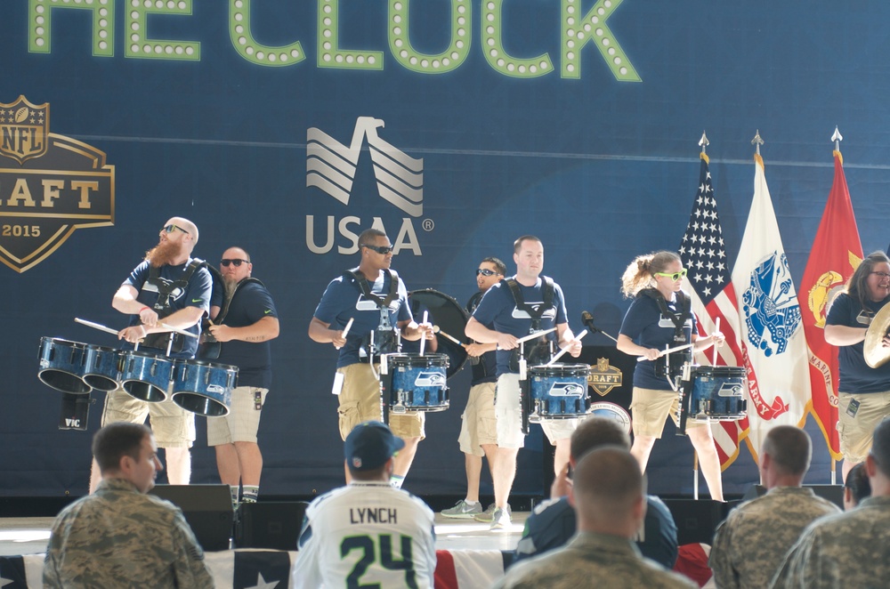 JBLM participates in Seahawks Draft Day event > Air Mobility Command >  Article Display